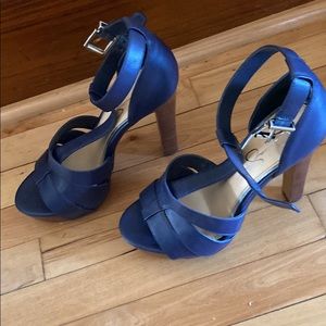 Jessica Simpson t strap heel